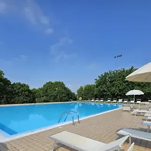 Wendy Apartment- Twobedroom & Pool & Parkprivatefree & Sports Desenzano del Garda